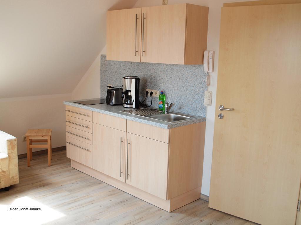 Ferienappartements Holger Plescher Kuehlungsborn Quarto foto
